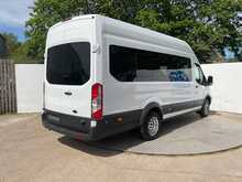 Ford Transit TDCi 460 Trend 17 Seater 