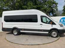 Ford Transit TDCi 460 Trend 17 Seater 