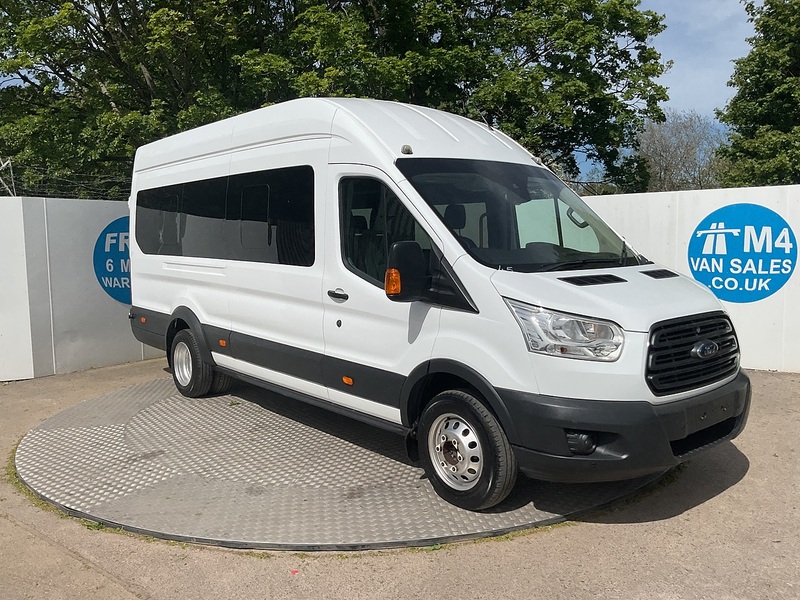 Ford TDCi 460 Trend 17 Seater