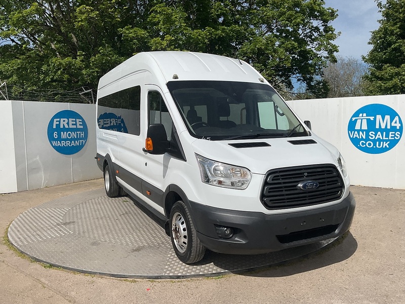 Ford TDCi 460 Trend 17 Seater