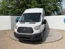 Ford Transit TDCi 460 Trend 17 Seater 
