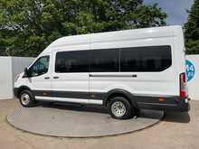 Ford Transit TDCi 460 Trend 17 Seater 