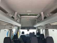 Ford Transit TDCi 460 Trend 17 Seater 