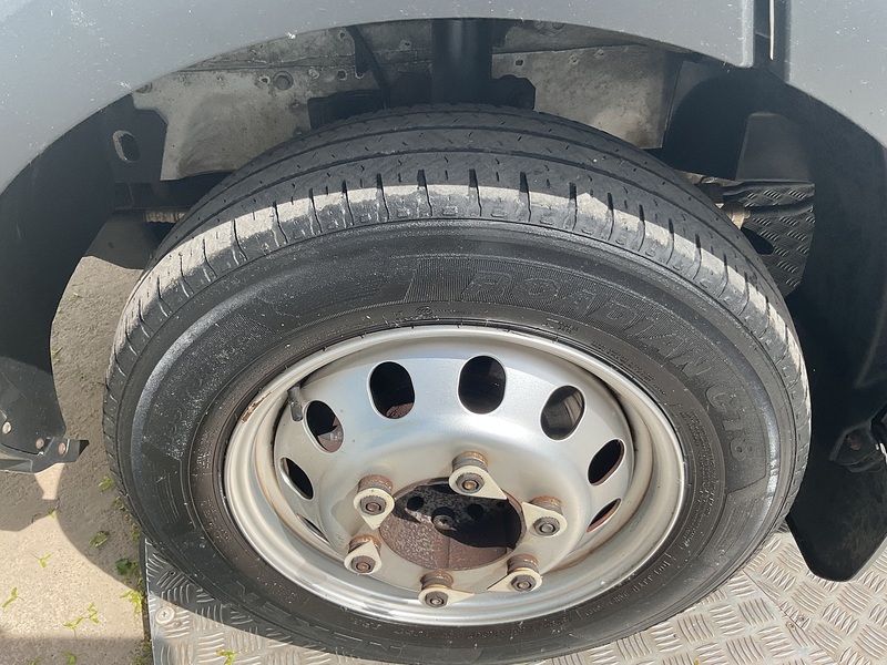 Ford TDCi 460 Trend 17 Seater