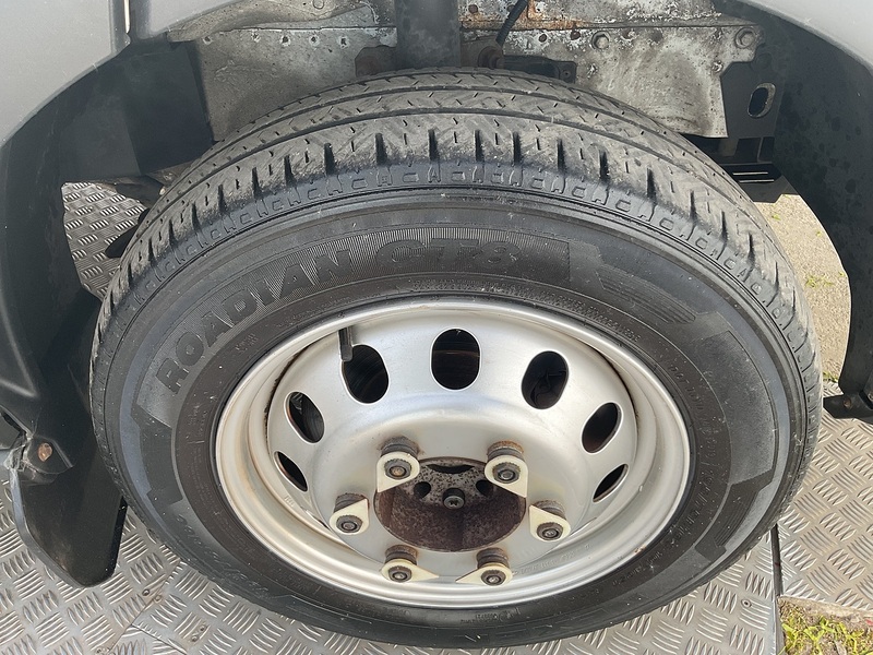 Ford TDCi 460 Trend 17 Seater