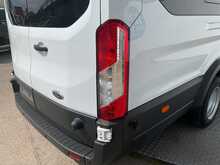 Ford Transit TDCi 460 Trend 17 Seater 