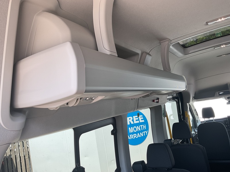 Ford 460 EcoBlue Limited 17 Seater