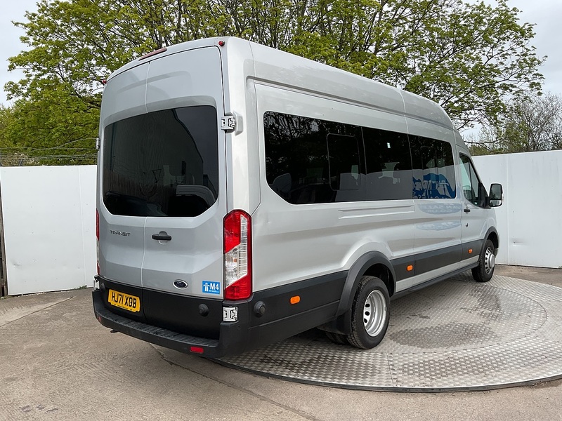 Ford 2.0 460 EcoBlue Limited Minibus Double Cab 5dr Diesel Auto RWD L4 H3 Euro 6 (s/s) (17 Seat, DRW) (170 ps)