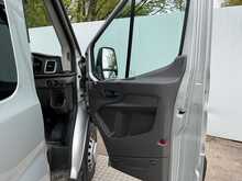 Ford Transit 460 EcoBlue Limited 17 Seater 