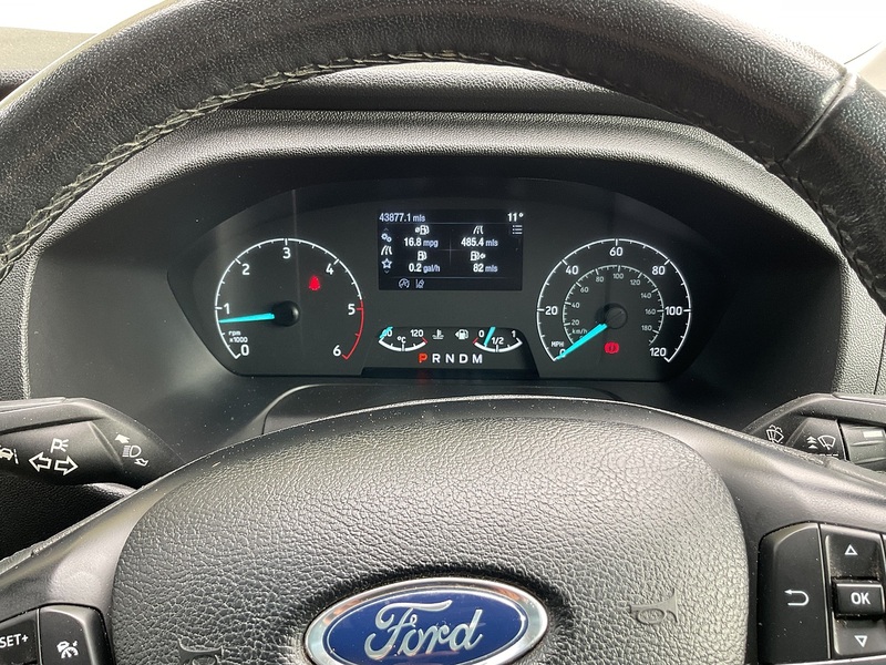 Ford 2.0 460 EcoBlue Limited Minibus Double Cab 5dr Diesel Auto RWD L4 H3 Euro 6 (s/s) (17 Seat, DRW) (170 ps)