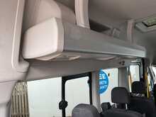 Ford Transit 460 EcoBlue Limited 17 Seater 