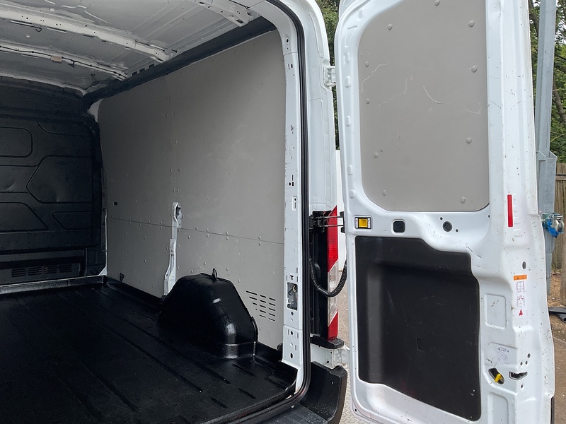 Ford Transit 290 EcoBlue Trend MWB M/R Euro 6