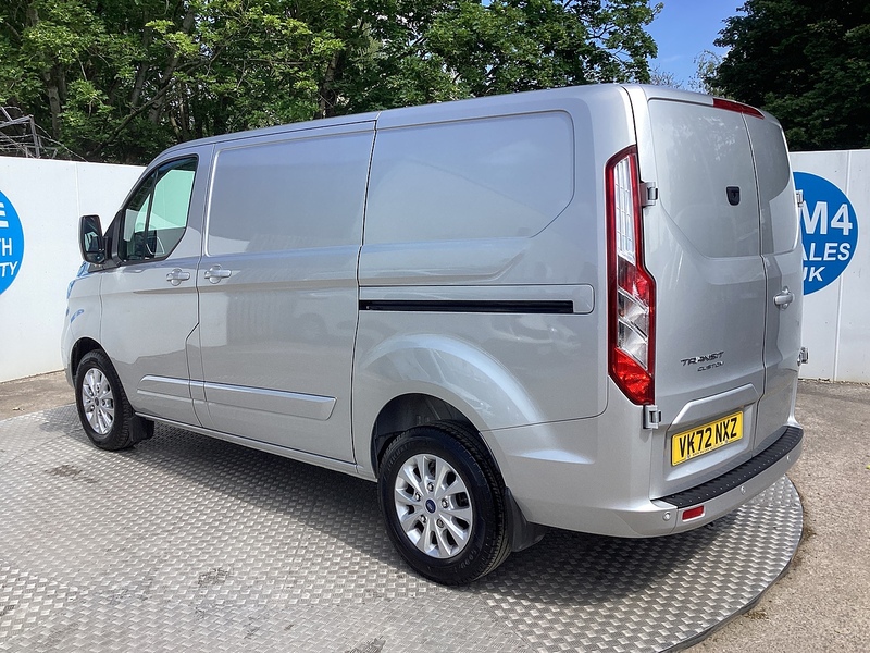 Ford 280 EcoBlue Limited SWB A/C Euro 6