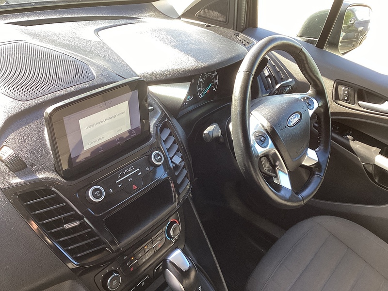 Ford 250 EcoBlue Limited LWB L/R A/C Euro 6