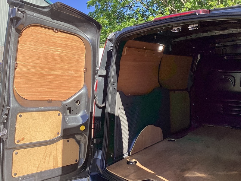 Ford 250 EcoBlue Limited LWB L/R A/C Euro 6