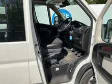 Citroen Relay 17 Seat Flexilite Minibus  