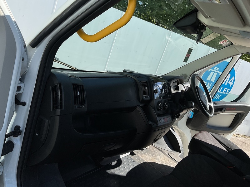 Citroen  2.0 Manual Diesel