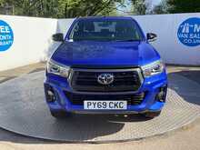 Toyota Hilux D-4D Invincible X 4x4 Crewcab A/C Euro 6 
