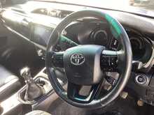 Toyota Hilux D-4D Invincible X 4x4 Crewcab A/C Euro 6 