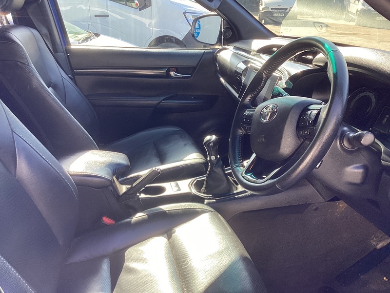 Toyota D-4D Invincible X 4x4 Crewcab A/C Euro 6 