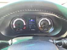 Toyota Hilux D-4D Invincible X 4x4 Crewcab A/C Euro 6 