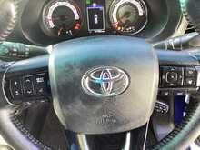 Toyota Hilux D-4D Invincible X 4x4 Crewcab A/C Euro 6 
