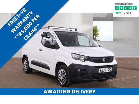 1000 PureTech Professional SWB Euro 6 PETROL