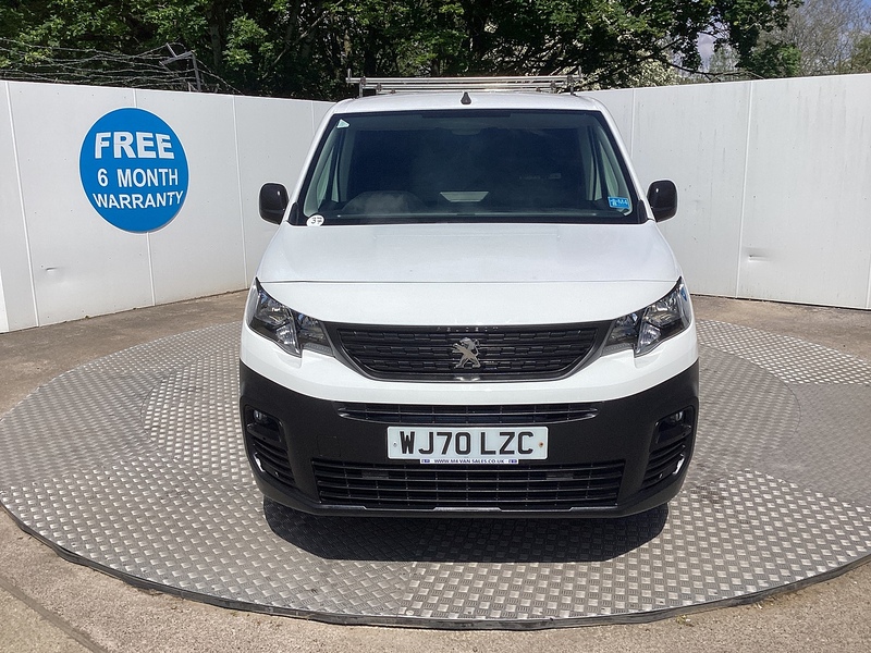 Peugeot 1000 PureTech Professional SWB A/C Euro 6 PETROL