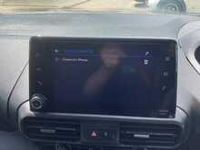 Peugeot Partner 1000 PureTech Professional SWB A/C Euro 6 PETROL 