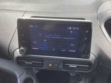 Peugeot Partner 1000 PureTech Professional SWB A/C Euro 6 PETROL 