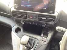Peugeot Partner 1000 PureTech Professional SWB A/C Euro 6 PETROL 