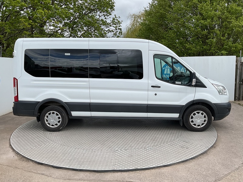 Ford 2.2 TDCi 410 HDT Trend Minibus  Diesel Manual L3 H2 (15 seats) (196 g/km, 123 bhp)