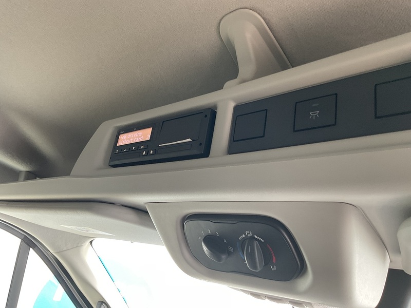 Ford 2.2 TDCi 410 HDT Trend Minibus  Diesel Manual L3 H2 (15 seats) (196 g/km, 123 bhp)