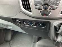 Ford Transit TDCi 410 Trend 15 Seater 