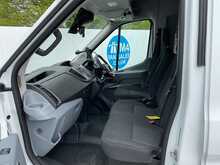 Ford Transit TDCi 410 Trend 15 Seater 