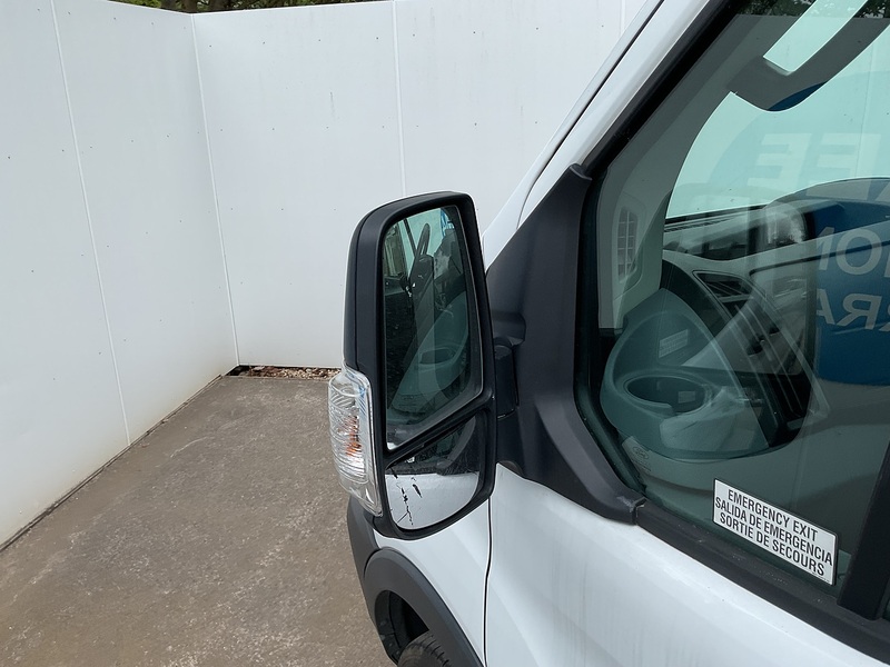 Ford 2.2 TDCi 410 HDT Trend Minibus  Diesel Manual L3 H2 (15 seats) (196 g/km, 123 bhp)