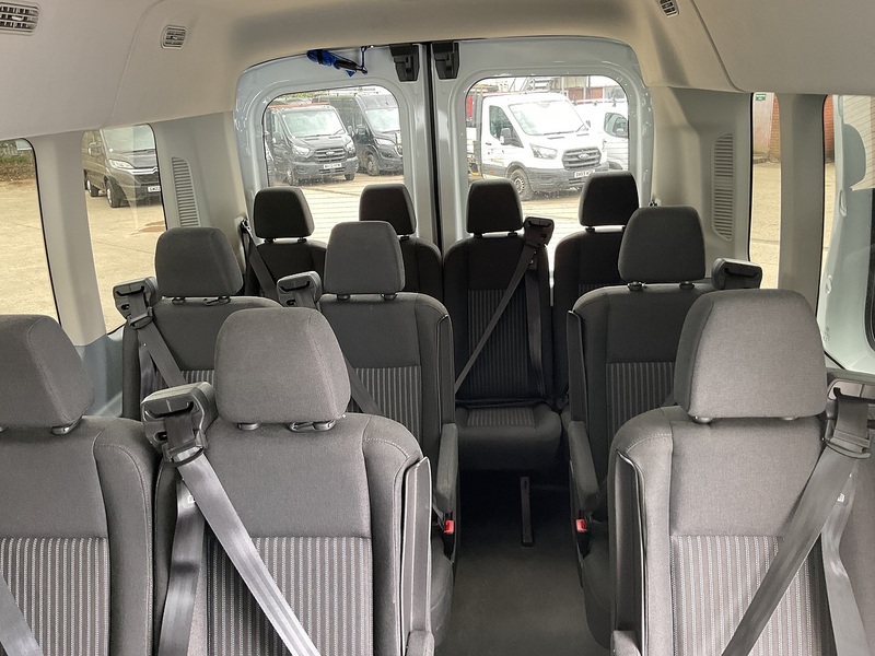 Ford 2.2 TDCi 410 HDT Trend Minibus  Diesel Manual L3 H2 (15 seats) (196 g/km, 123 bhp)