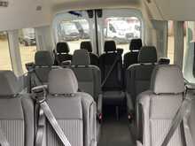 Ford Transit TDCi 410 Trend 15 Seater 