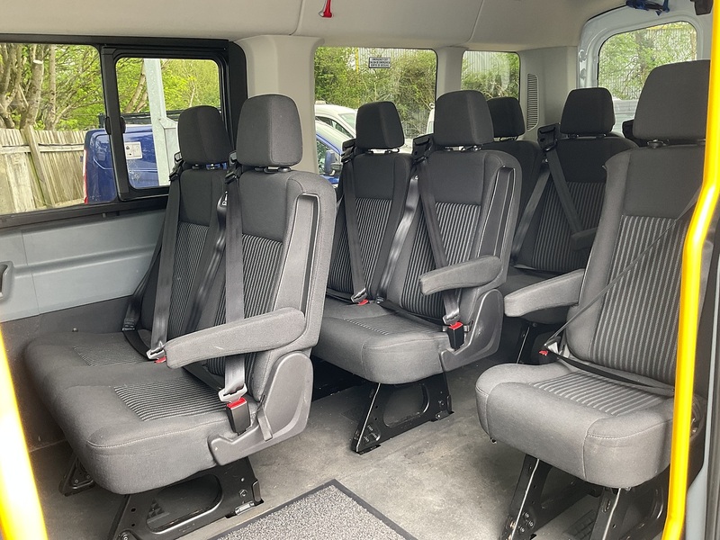 Ford 2.2 TDCi 410 HDT Trend Minibus  Diesel Manual L3 H2 (15 seats) (196 g/km, 123 bhp)