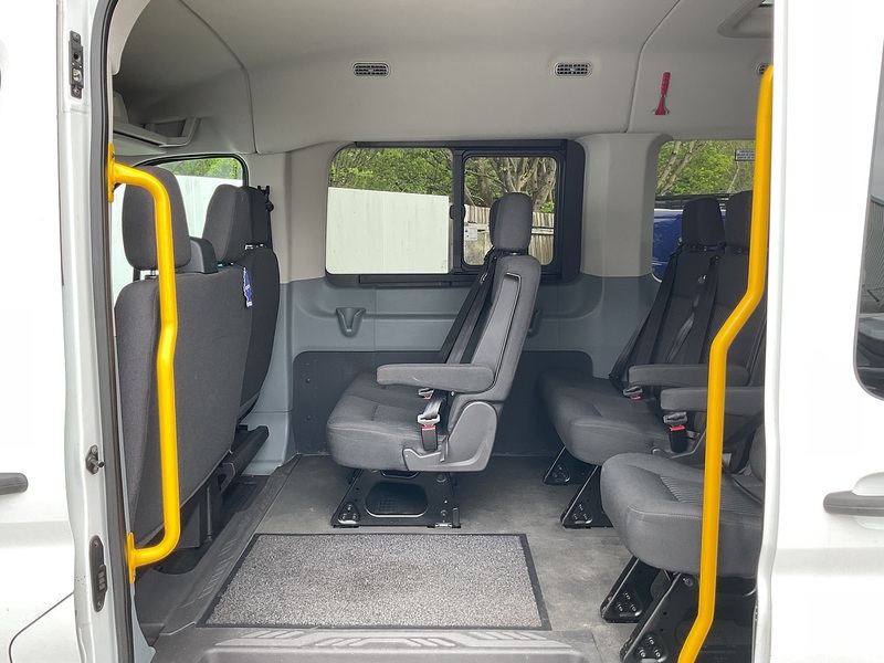 Ford 2.2 TDCi 410 HDT Trend Minibus  Diesel Manual L3 H2 (15 seats) (196 g/km, 123 bhp)
