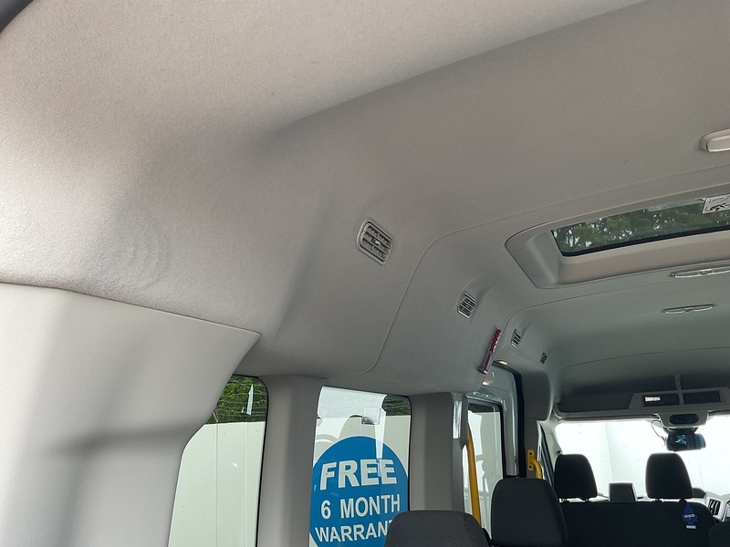 Ford 2.2 TDCi 410 HDT Trend Minibus  Diesel Manual L3 H2 (15 seats) (196 g/km, 123 bhp)