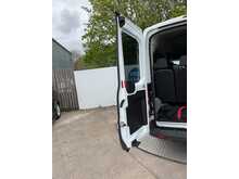 Ford Transit TDCi 410 Trend 15 Seater 