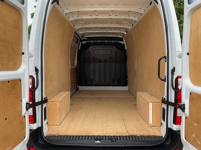 Renault dCi 35 Business+ LWB M/R A/C Euro 6 