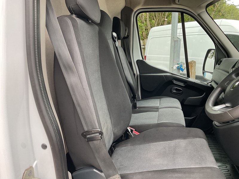 Renault dCi 35 Business+ LWB M/R A/C Euro 6 
