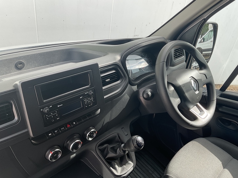 Renault dCi ENERGY 35 Business Lo Loader LWB Euro 6 L=13ft 7