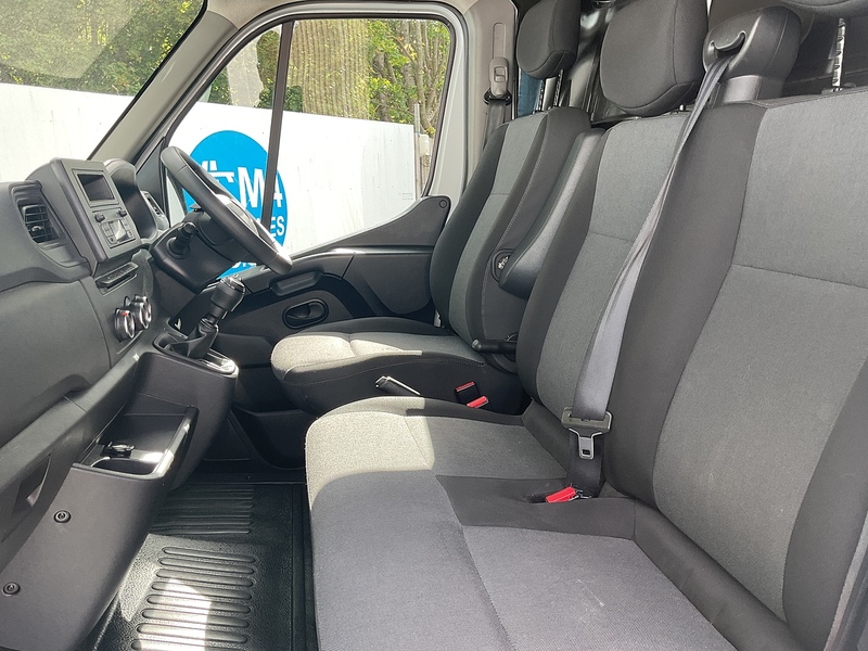 Renault dCi ENERGY 35 Business Lo Loader LWB Euro 6 L=13ft 7