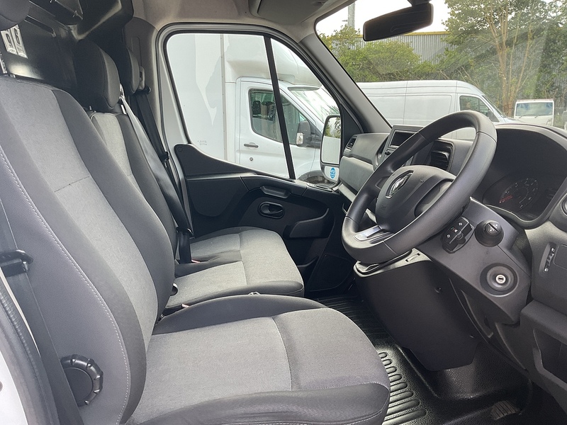Renault dCi ENERGY 35 Business Lo Loader LWB Euro 6 L=13ft 7
