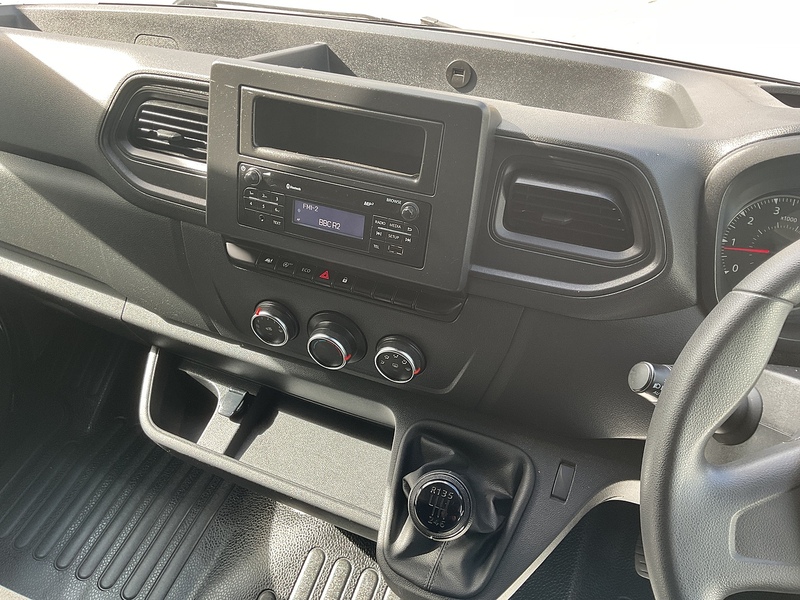 Renault dCi ENERGY 35 Business Lo Loader LWB Euro 6 L=13ft 7