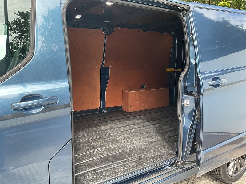Ford 290 EcoBlue Sport LWB L/R Euro 6 *NEW WET BELT*