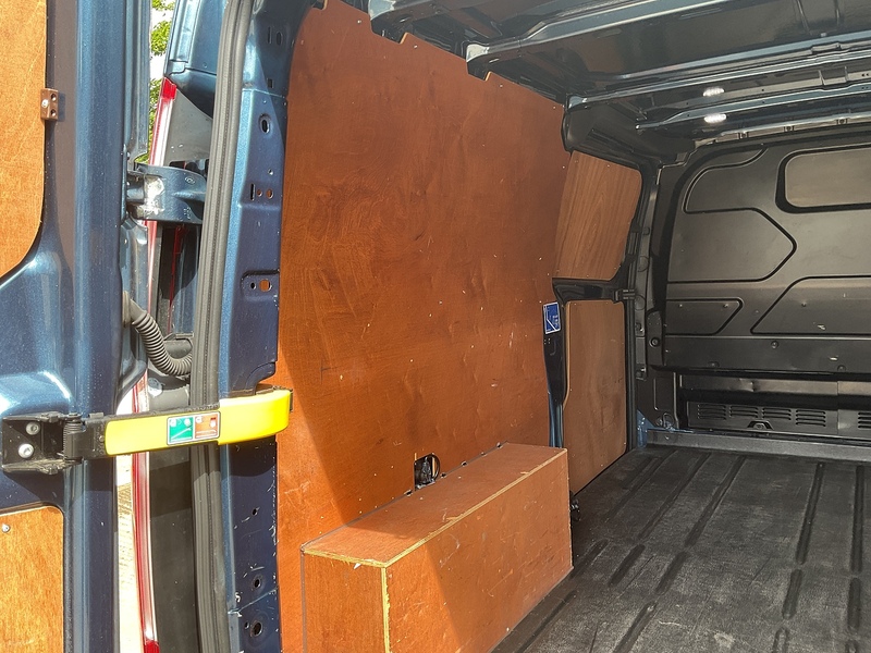Ford 290 EcoBlue Sport LWB L/R Euro 6 *NEW WET BELT*